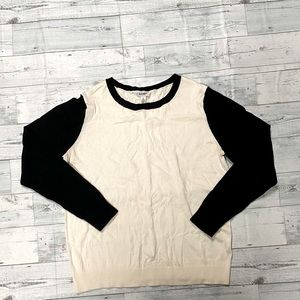 Old navy Black and White Sweater